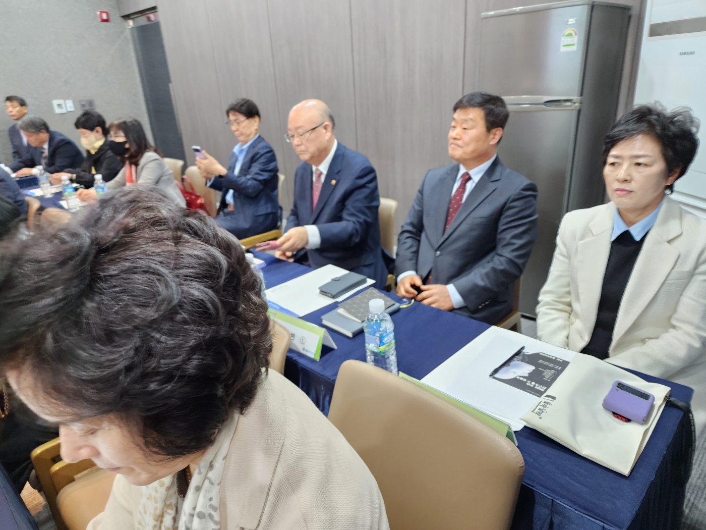 포럼세미나사진2.jpg
